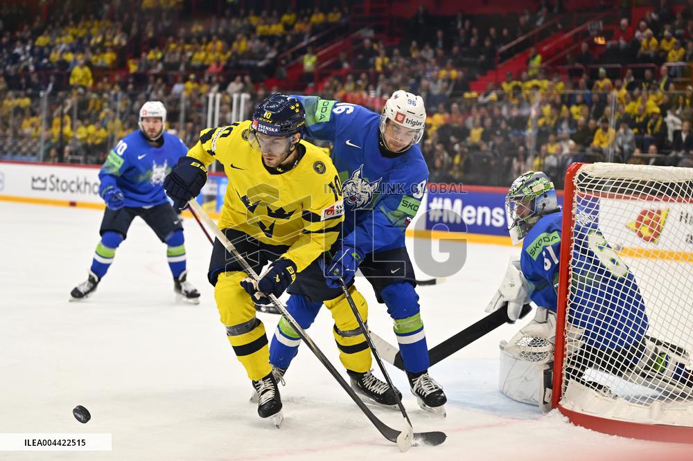 ICE HOCKEY WC SWEDEN-SLOVENIA
