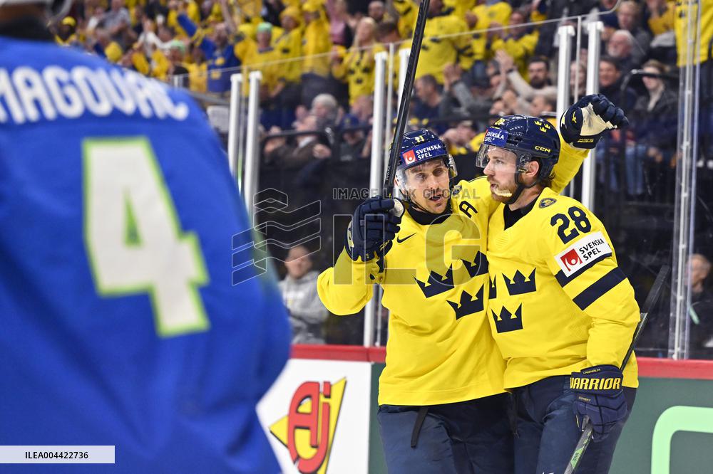 ICE HOCKEY WC SWEDEN-SLOVENIA