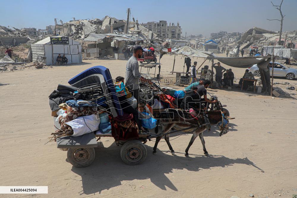 Displaced Palestinians in Gaza City - Palestine