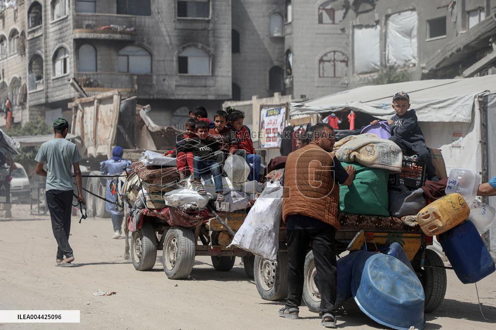 Displaced Palestinians in Gaza City - Palestine