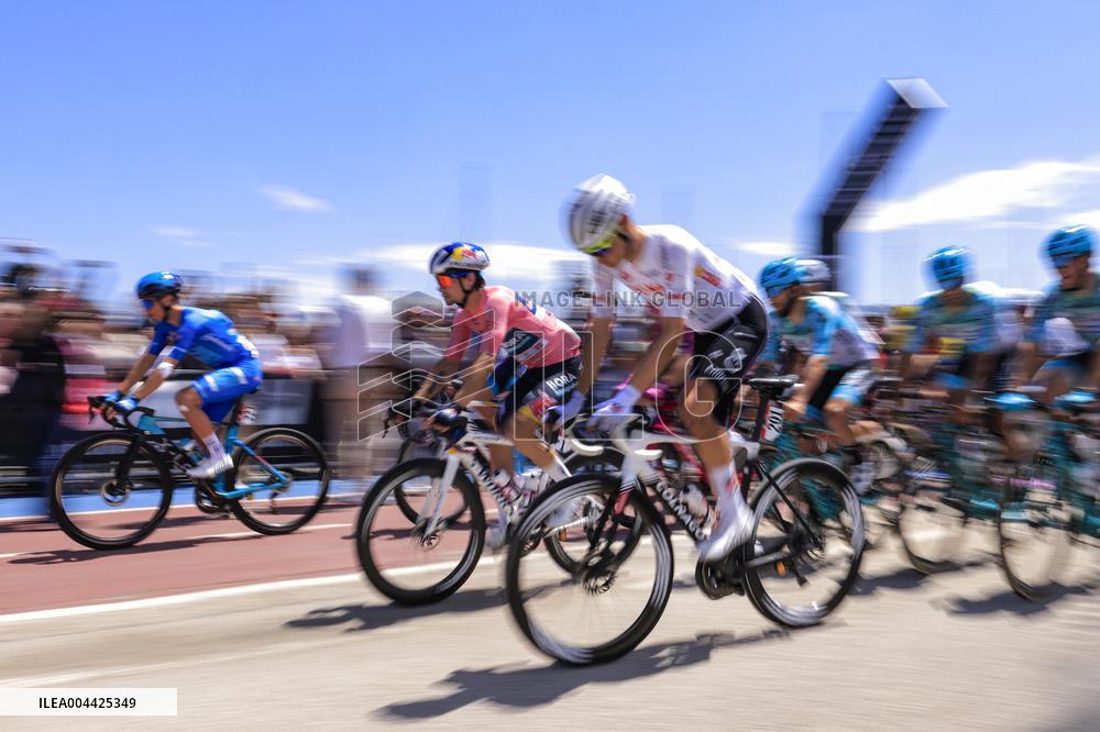 CICLISMO - Giro d'Italia - Stage 8 - Giulianova-Castelraimondo