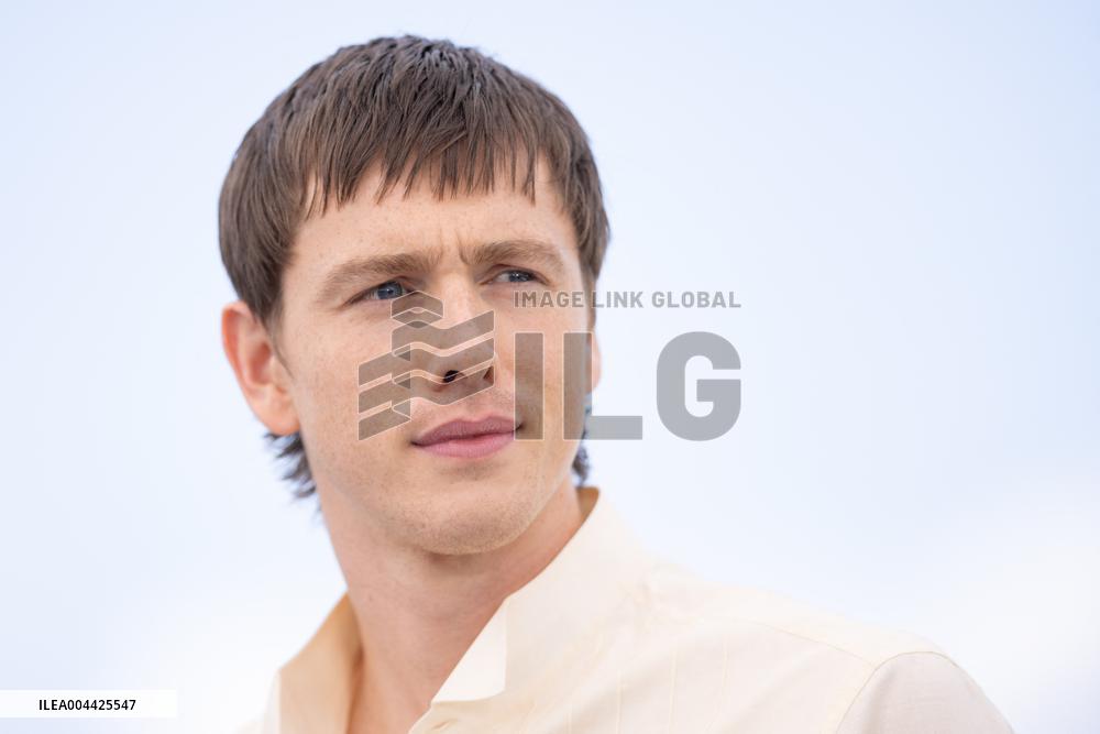 Cannes - Urchin Photocall