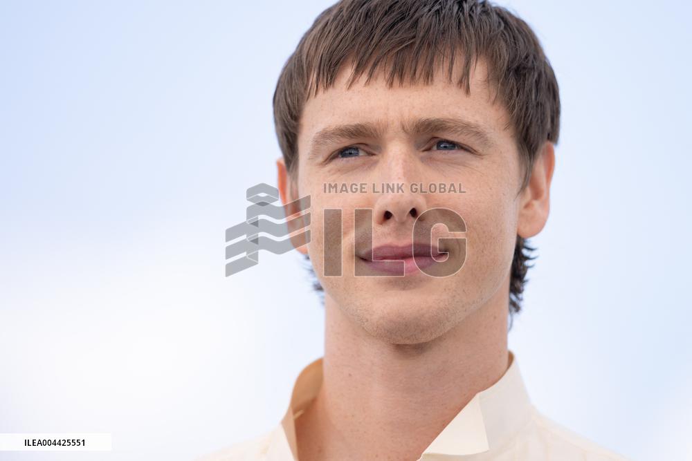 Cannes - Urchin Photocall
