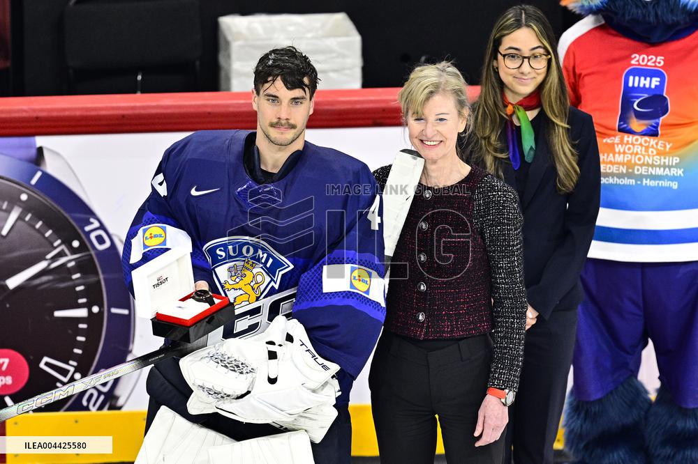 ICE HOCKEY WC FINLAND-LATVIA