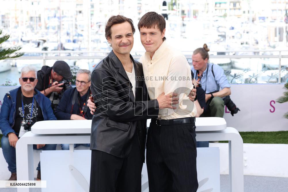 Cannes Urchin Photocall JD