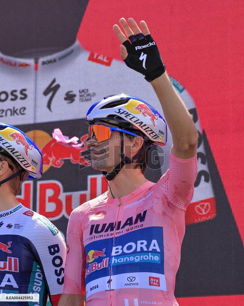 CICLISMO - Giro d'Italia - Stage 8 - Giulianova-Castelraimondo