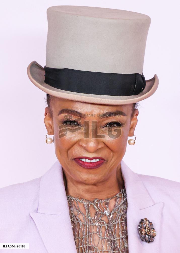 32nd Annual Race To Erase MS Gala - LA