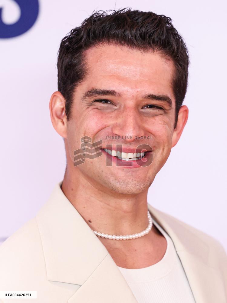 32nd Annual Race To Erase MS Gala - LA