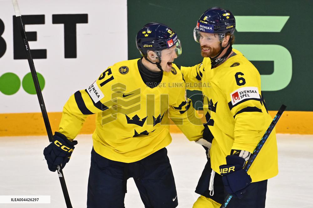 ICE HOCKEY WC FRANCE-SWEDEN