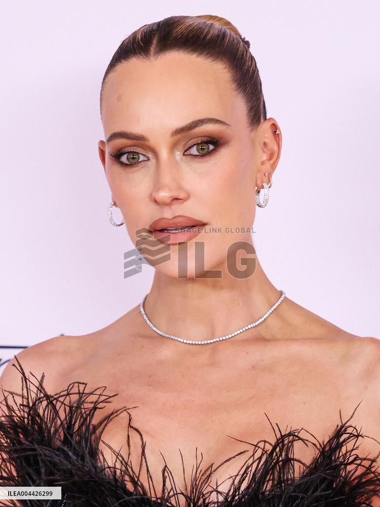 32nd Annual Race To Erase MS Gala - LA