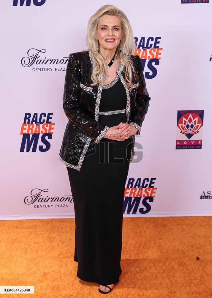 32nd Annual Race To Erase MS Gala - LA