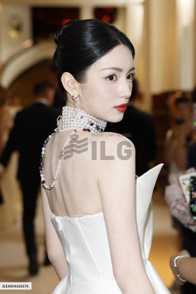 Cannes Zhou Ye leaves Hotel Martinez MP
