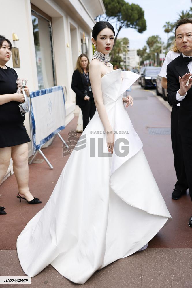 Cannes Zhou Ye leaves Hotel Martinez MP