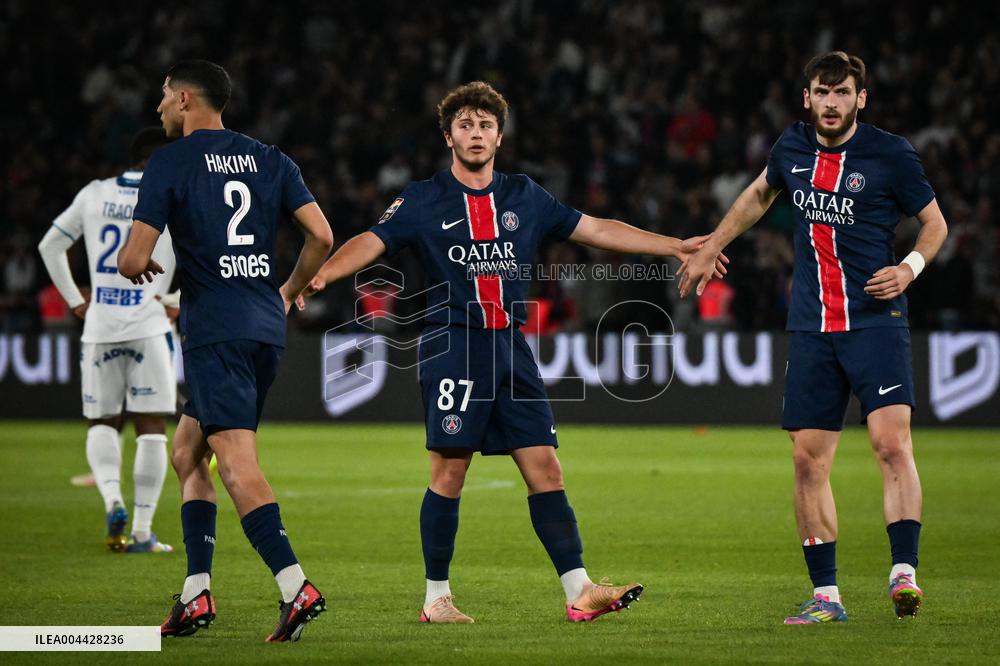 Ligue 1 PSG vs Auxerre - FA