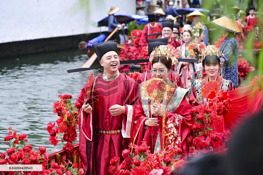 Collective Wedding Ceremony in Kunshan