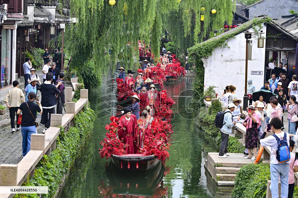 Collective Wedding Ceremony in Kunshan