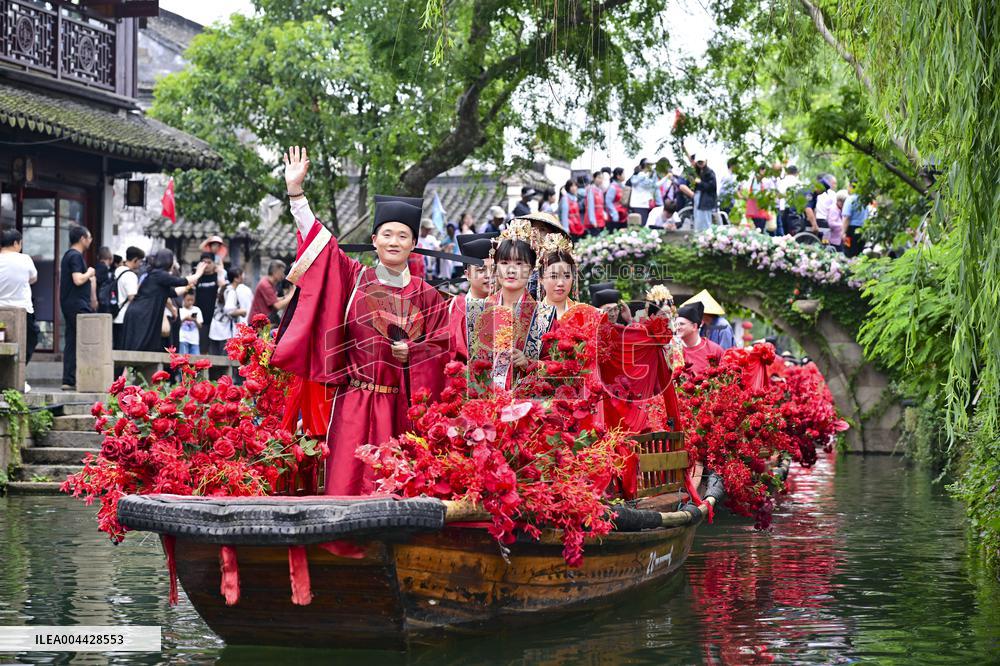 Collective Wedding Ceremony in Kunshan