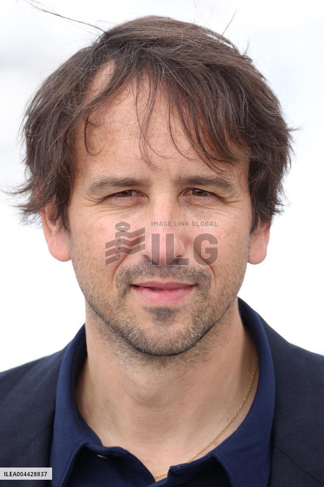 Cannes L'inconnu De La Grande Arche Photocall JD