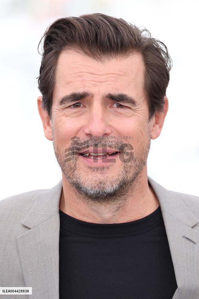 Cannes L'inconnu De La Grande Arche Photocall JD