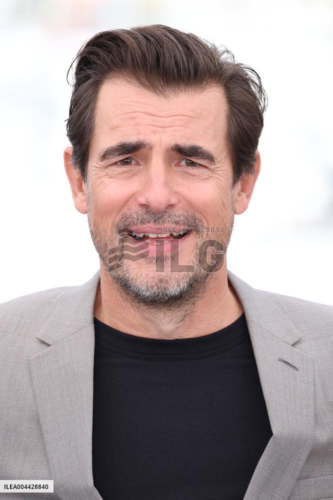 Cannes L'inconnu De La Grande Arche Photocall JD