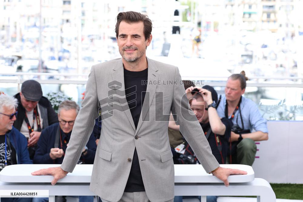 Cannes L'inconnu De La Grande Arche Photocall JD