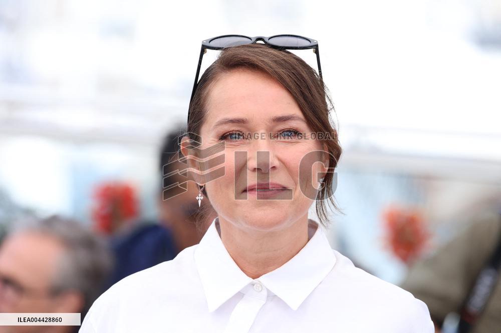 Cannes L'inconnu De La Grande Arche Photocall JD