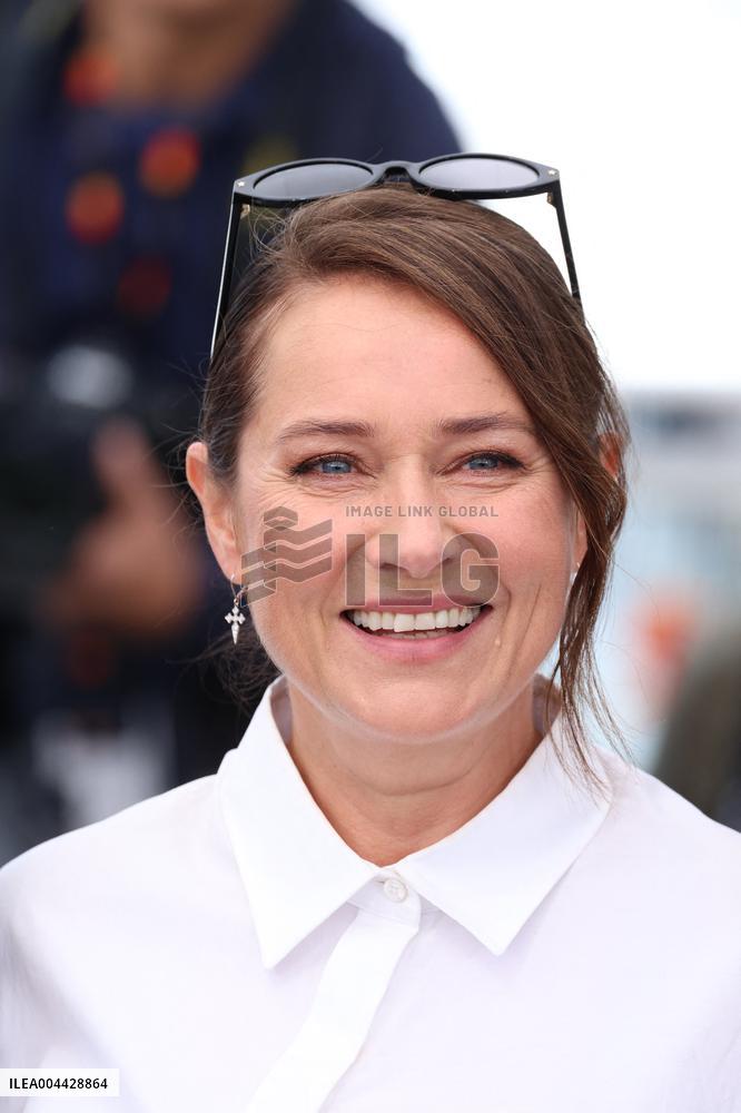 Cannes L'inconnu De La Grande Arche Photocall JD