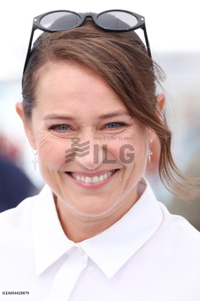 Cannes L'inconnu De La Grande Arche Photocall JD