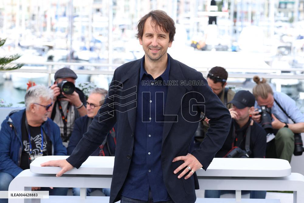 Cannes L'inconnu De La Grande Arche Photocall JD