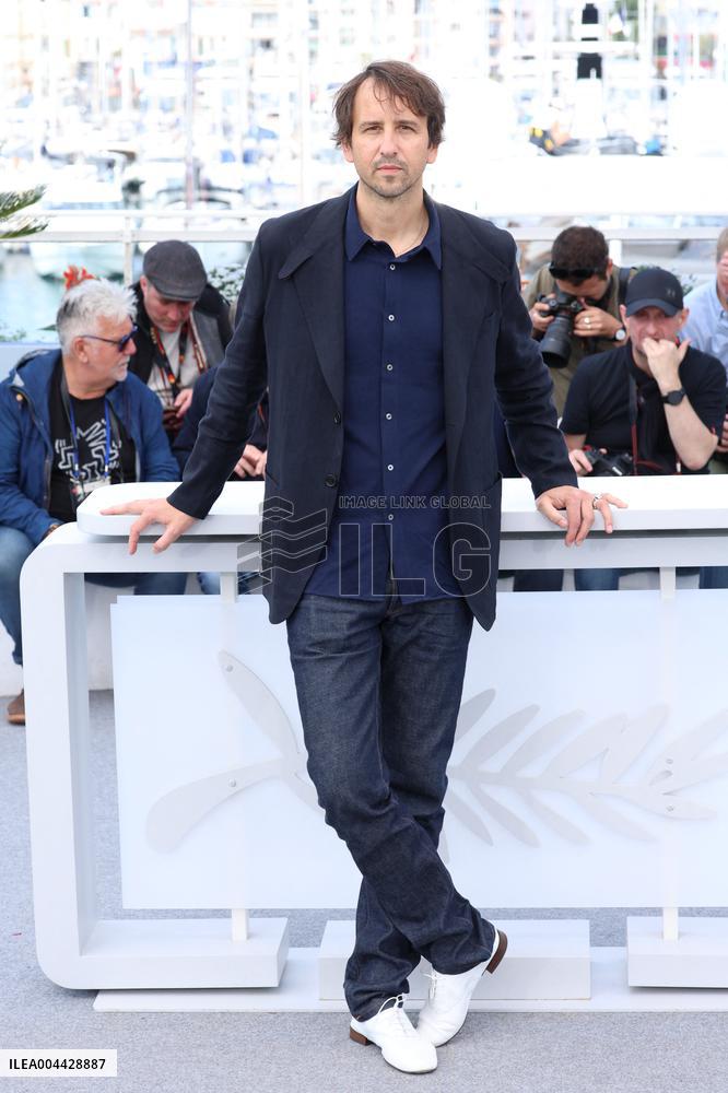 Cannes L'inconnu De La Grande Arche Photocall JD