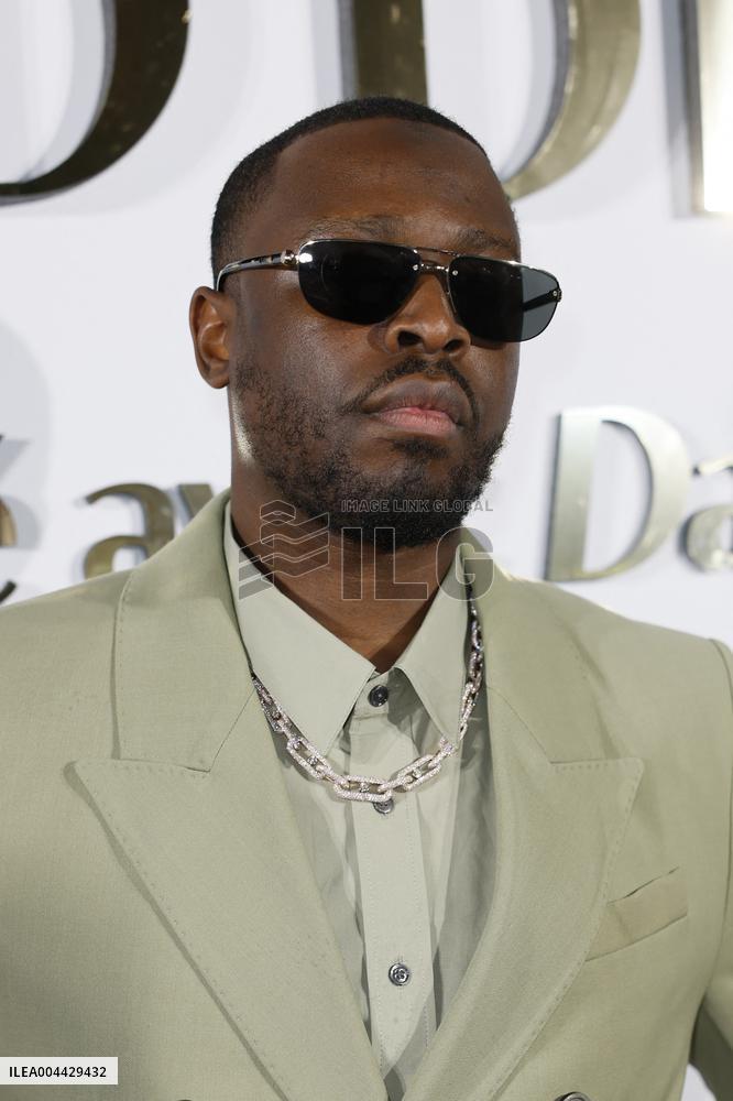 Cannes - Le Grand Diner-Dadju At Carlton