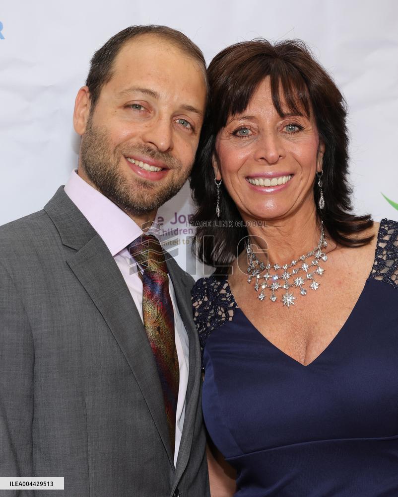 The Jonathan Foundation “Annual Spring Fundraiser” Honoring Denise Richards