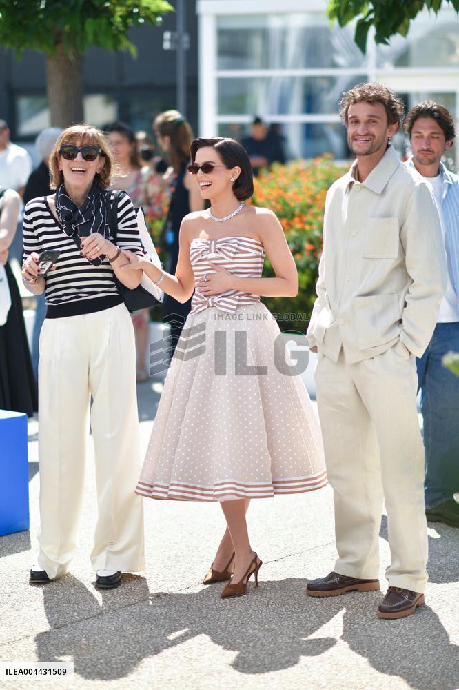Cannes Nouvelle Vague Photocall AM