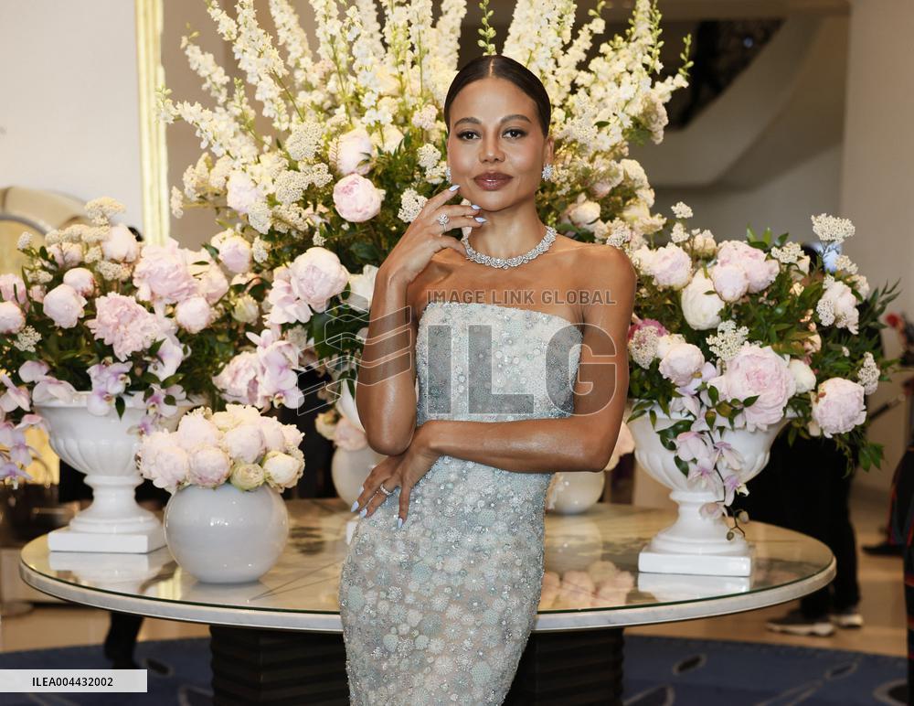 Cannes Emma Weymouth leaves Hotel Martinez MP