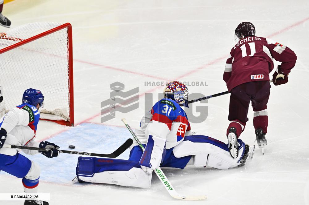 ICE HOCKEY WC SLOVAKIA-LATVIA