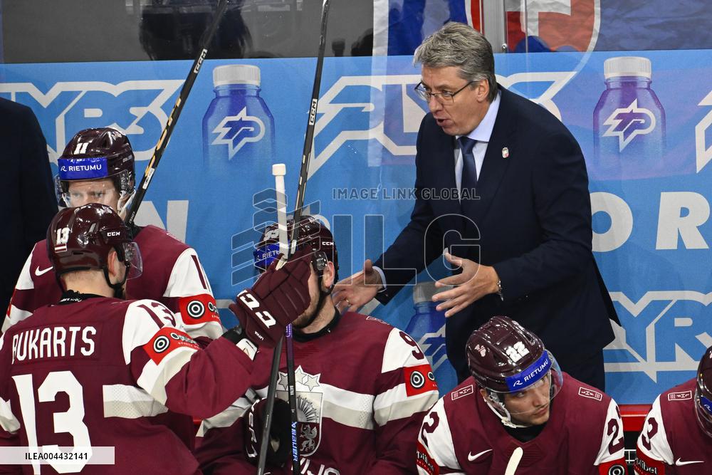 ICE HOCKEY WC SLOVAKIA-LATVIA