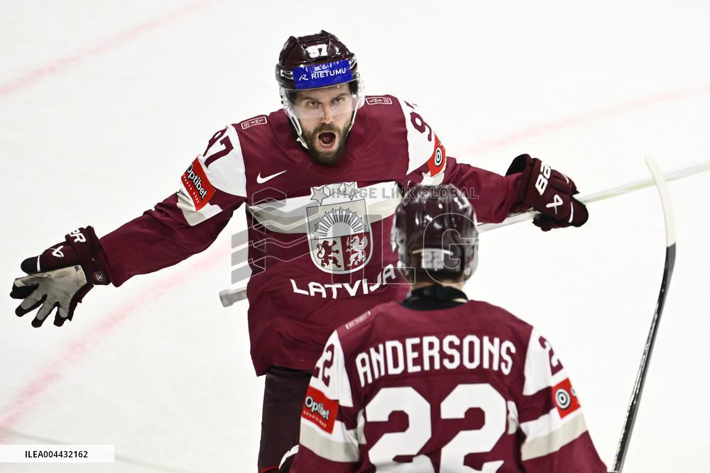 ICE HOCKEY WC SLOVAKIA-LATVIA
