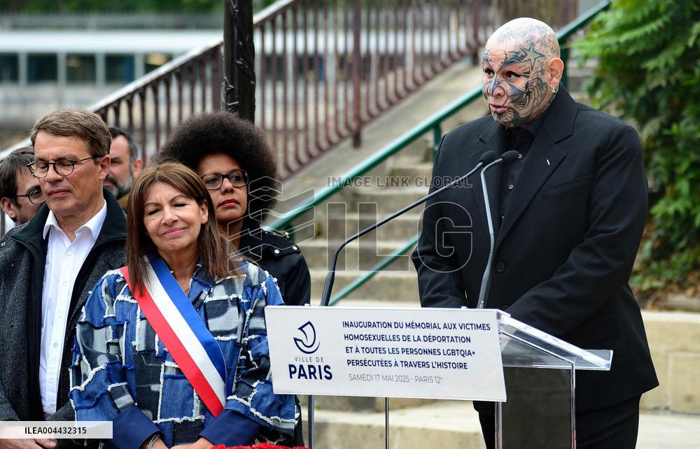 Memorial To The Homosexual Victims Of Deportation - Paris