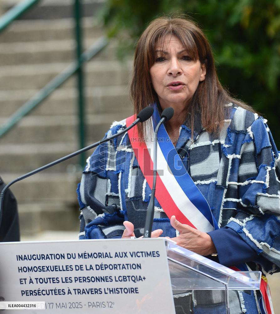 Memorial To The Homosexual Victims Of Deportation - Paris