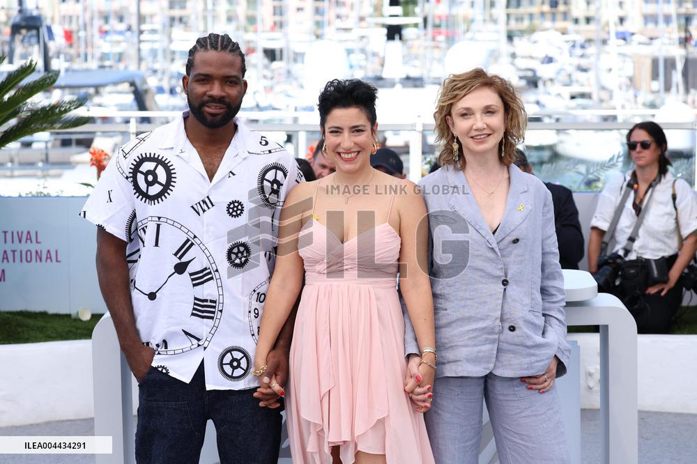 Cannes -  Mama Photocall