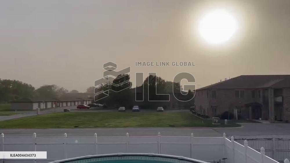US: Rare Dust Storm Hits Parts of Indiana, Disrupting Transportation 2
