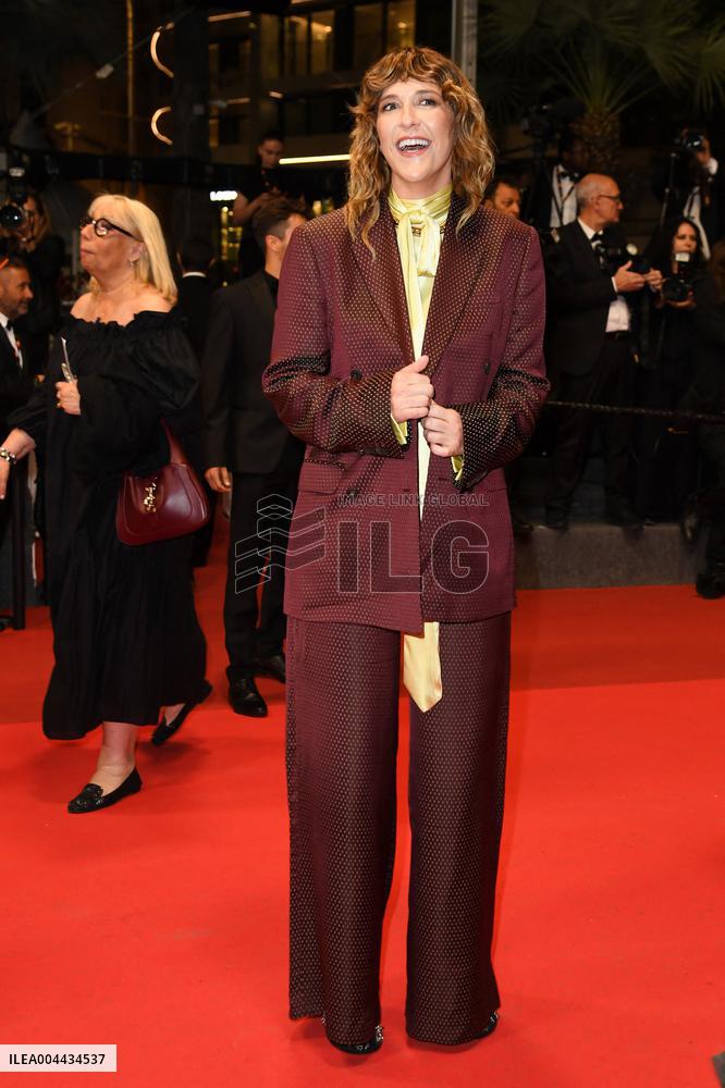 Cannes La Femme La Plus Riche Du Monde Premiere AM
