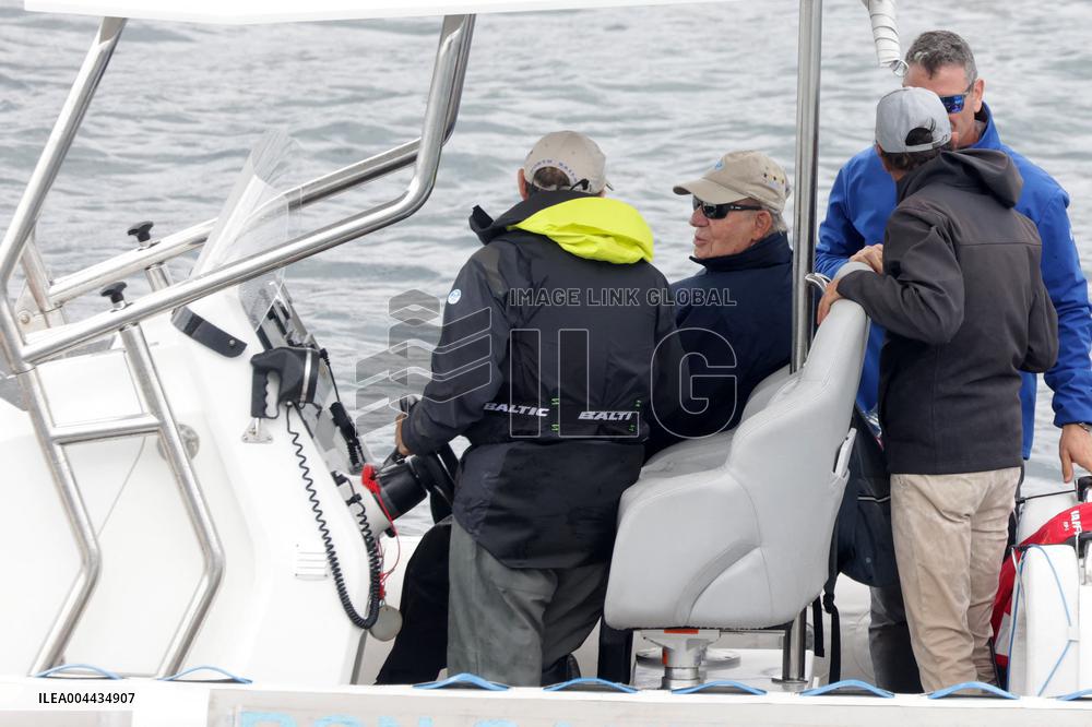 King Juan Carlos Disembarking - Sanxenxo