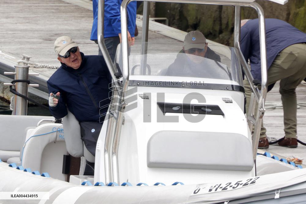 King Juan Carlos Disembarking - Sanxenxo