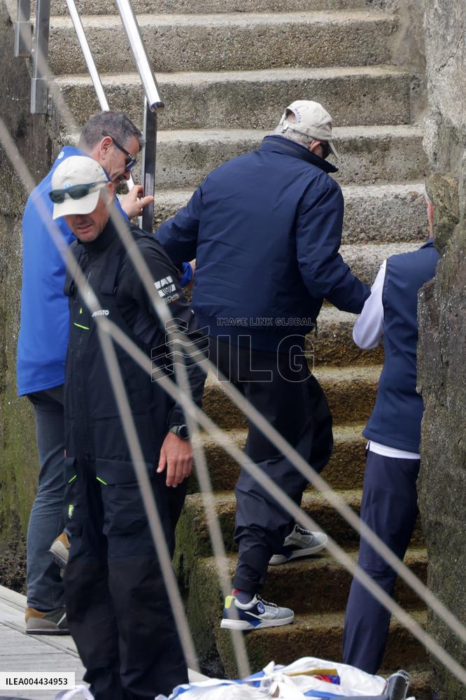 King Juan Carlos Disembarking - Sanxenxo