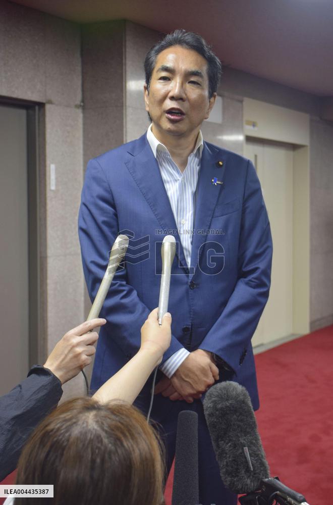 Japan farm minister meets media on rice comment