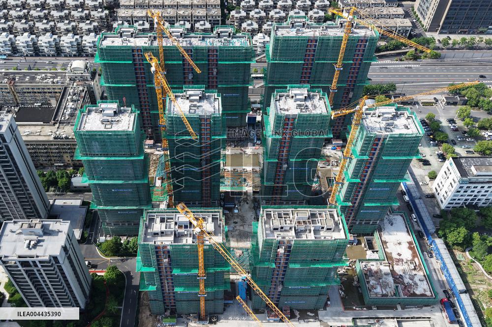 China Real Estate Development Investment Decrease