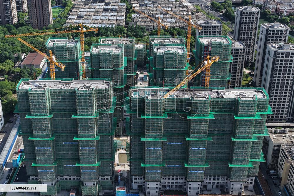 China Real Estate Development Investment Decrease