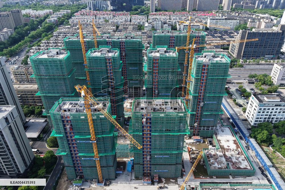 China Real Estate Development Investment Decrease