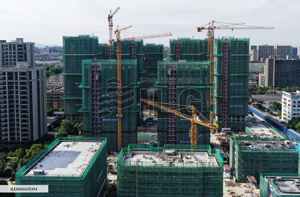 China Real Estate Development Investment Decrease